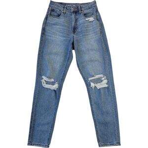 American Eagle Woman’s blue distressed comfort stretch waistband mom jeans sz 2